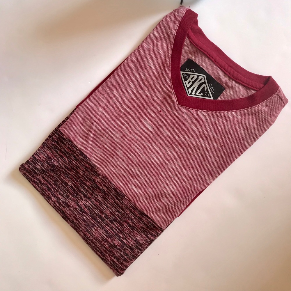 Brooklyn Cloth Work  Men’s Wear V-neck shirt - Picture 7 of 8